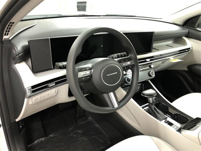 new 2025 Hyundai Tucson car, priced at $32,910