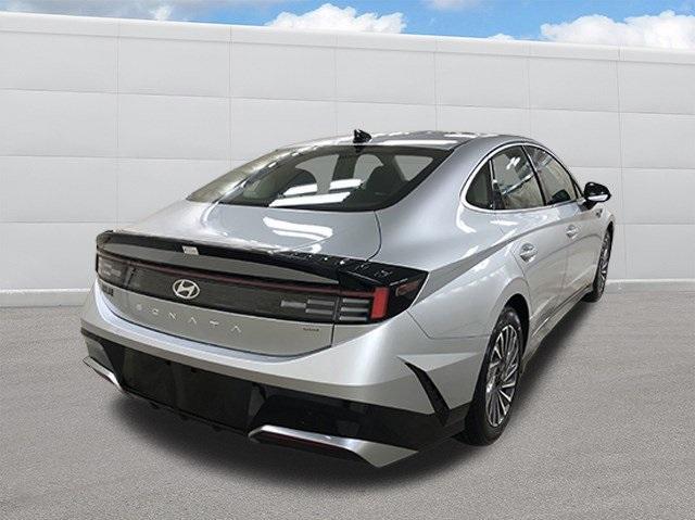 new 2025 Hyundai Sonata Hybrid car, priced at $33,248