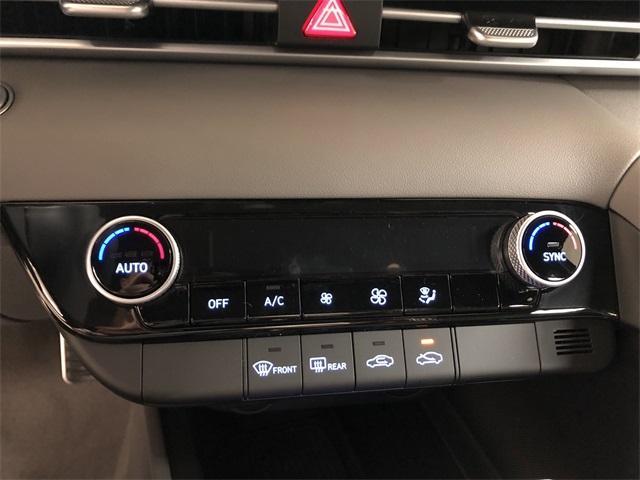 new 2025 Hyundai Elantra car, priced at $25,610