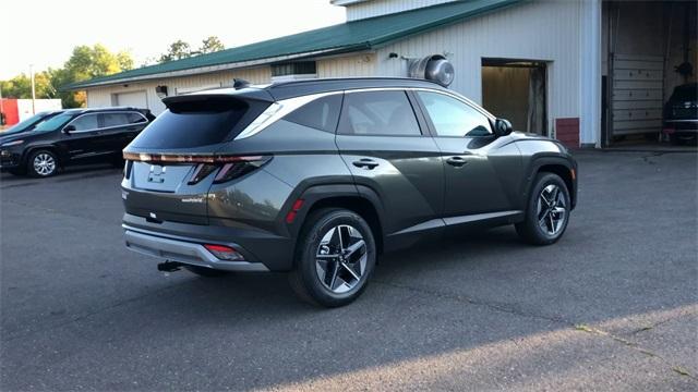 new 2025 Hyundai TUCSON Hybrid car, priced at $36,080
