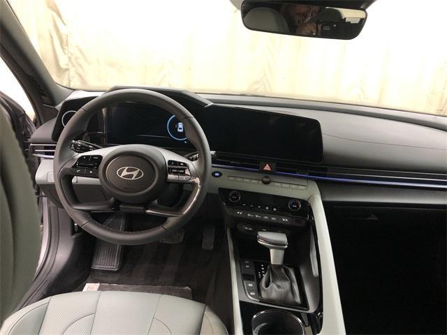 new 2025 Hyundai ELANTRA HEV car, priced at $31,620