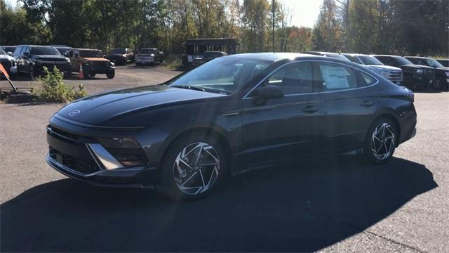 new 2026 Hyundai Sonata car, priced at $32,050