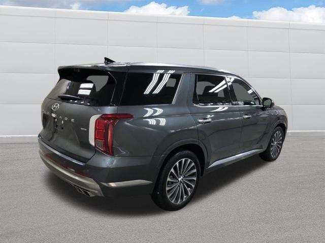 new 2025 Hyundai Palisade car, priced at $54,015