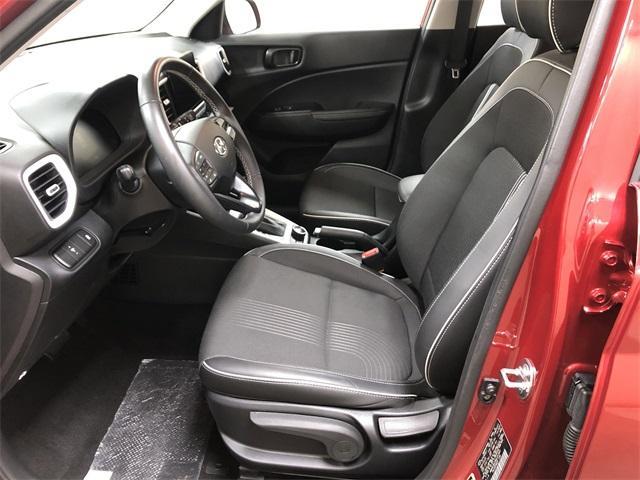 new 2024 Hyundai Venue car