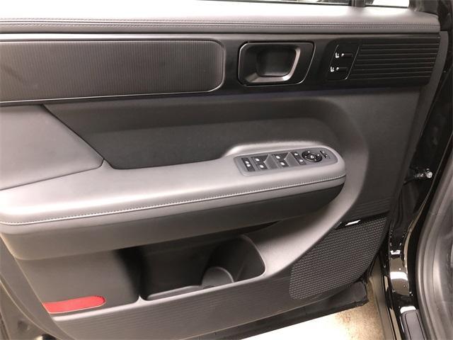 new 2025 Hyundai SANTA FE HEV car, priced at $48,694