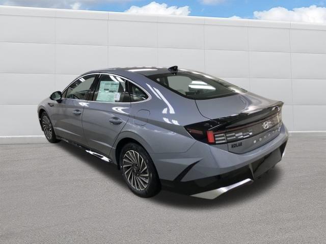 new 2025 Hyundai Sonata Hybrid car, priced at $31,610