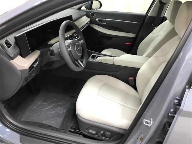 new 2025 Hyundai Sonata Hybrid car, priced at $31,610