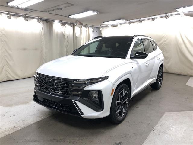 new 2025 Hyundai TUCSON Hybrid car, priced at $39,110