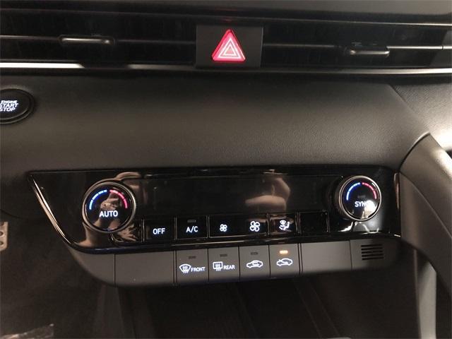 new 2025 Hyundai Elantra car, priced at $25,025