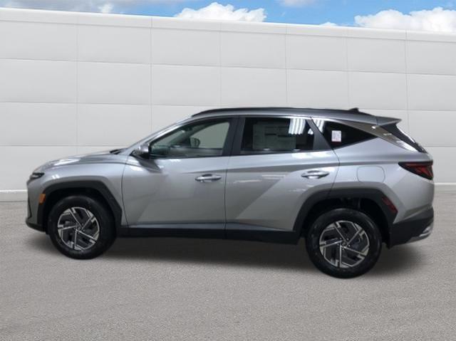 new 2025 Hyundai TUCSON Hybrid car, priced at $35,570
