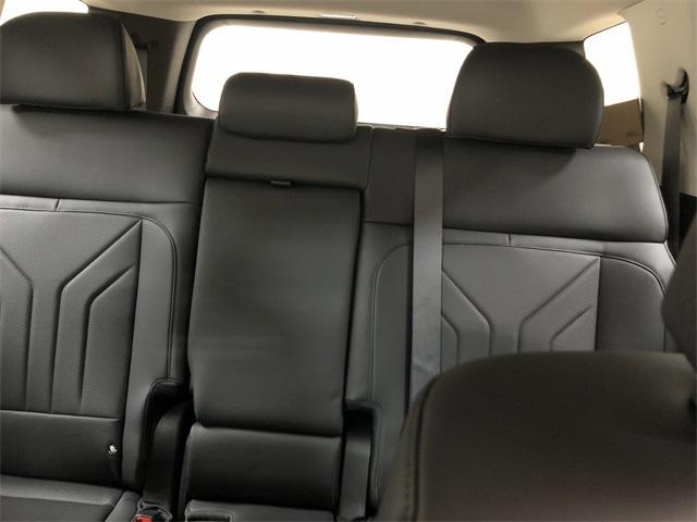 new 2025 Hyundai Santa Fe car, priced at $43,080