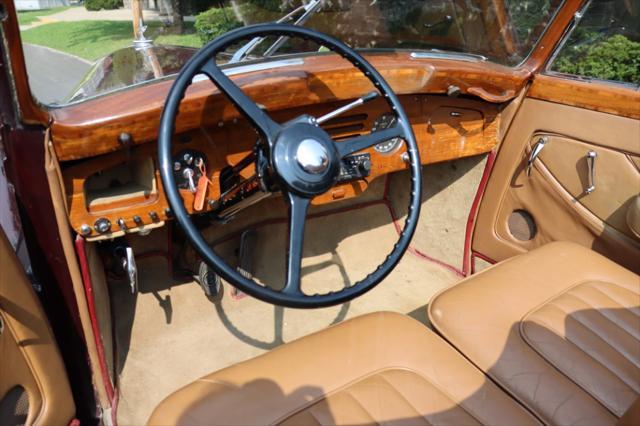 used 1952 Bentley Mark VI car, priced at $135,000