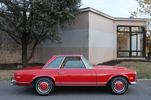 used 1970 Mercedes-Benz 280SL car, priced at $62,500