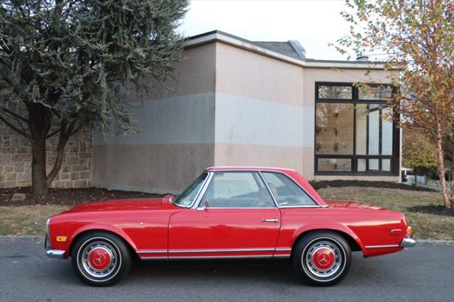 used 1970 Mercedes-Benz 280SL car, priced at $62,500