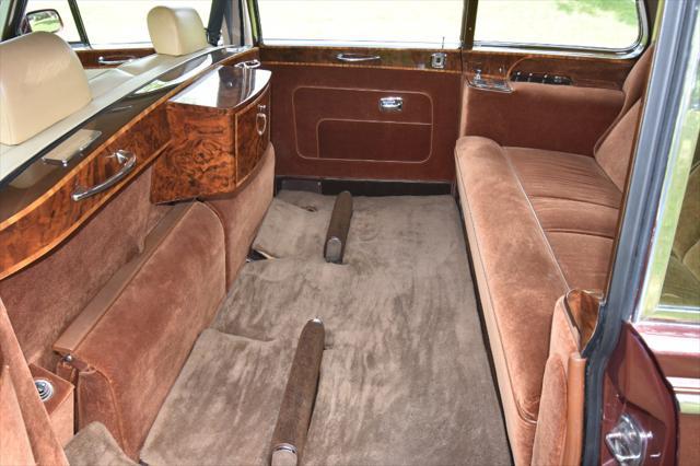 used 1976 Rolls-Royce Phantom VI car, priced at $225,000