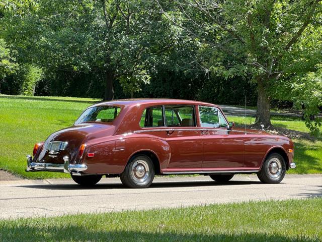 used 1976 Rolls-Royce Phantom VI car, priced at $225,000