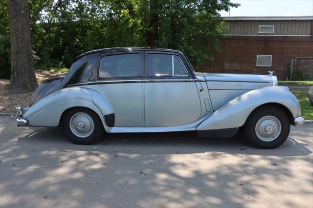 used 1954 Bentley R-Type car, priced at $29,950