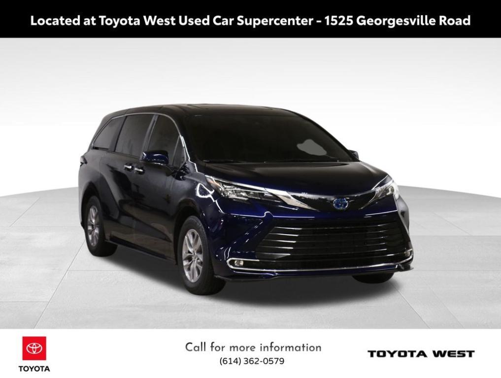 used 2021 Toyota Sienna car, priced at $37,991