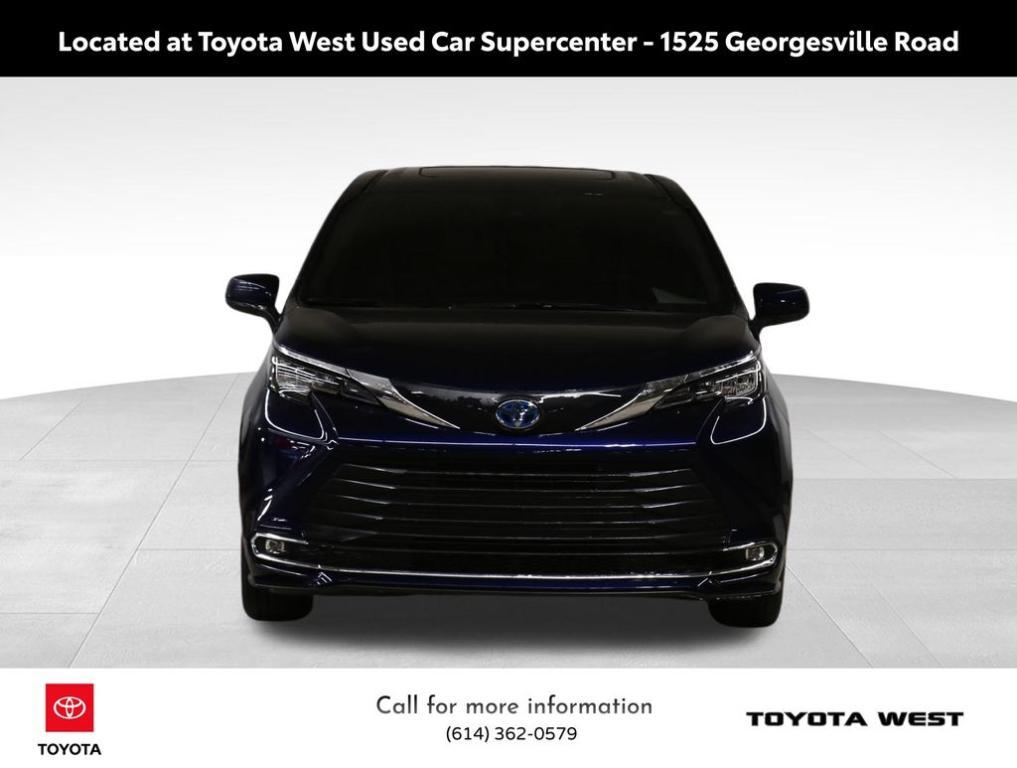 used 2021 Toyota Sienna car, priced at $37,991