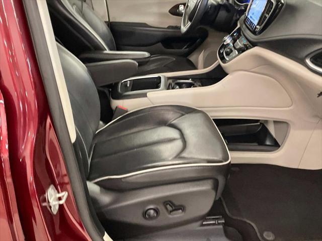 used 2023 Chrysler Pacifica car, priced at $32,338