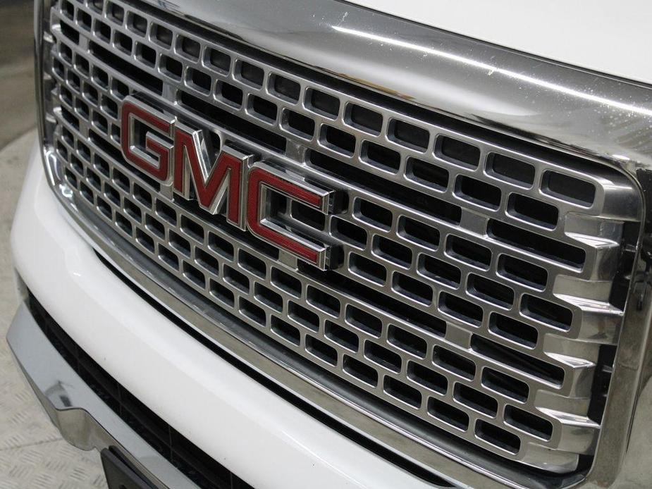 used 2019 GMC Canyon car, priced at $16,995