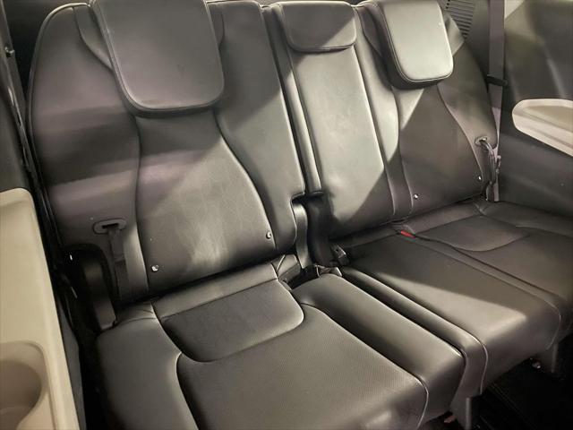 used 2024 Kia Carnival car, priced at $32,995