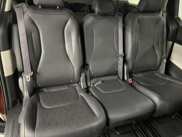 used 2024 Kia Carnival car, priced at $32,995