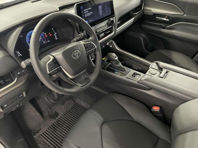 used 2025 Toyota Grand Highlander car, priced at $46,995