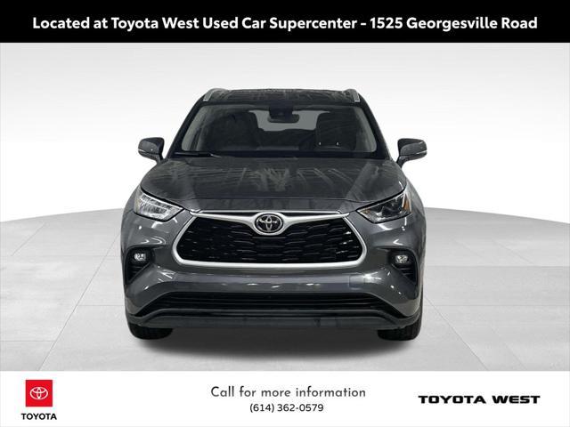 used 2022 Toyota Highlander car, priced at $36,781
