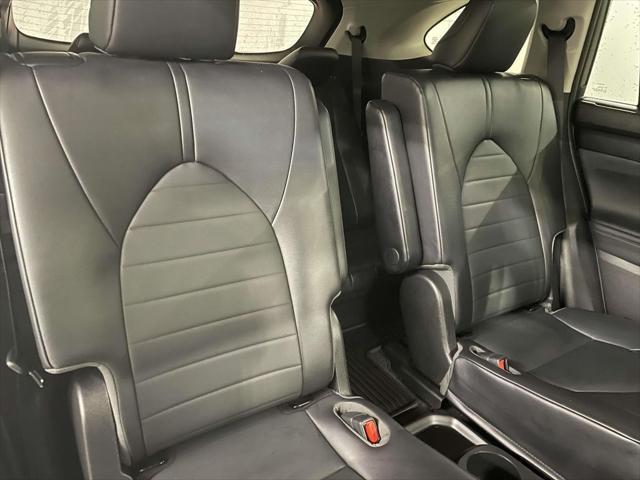 used 2022 Toyota Highlander car, priced at $36,781
