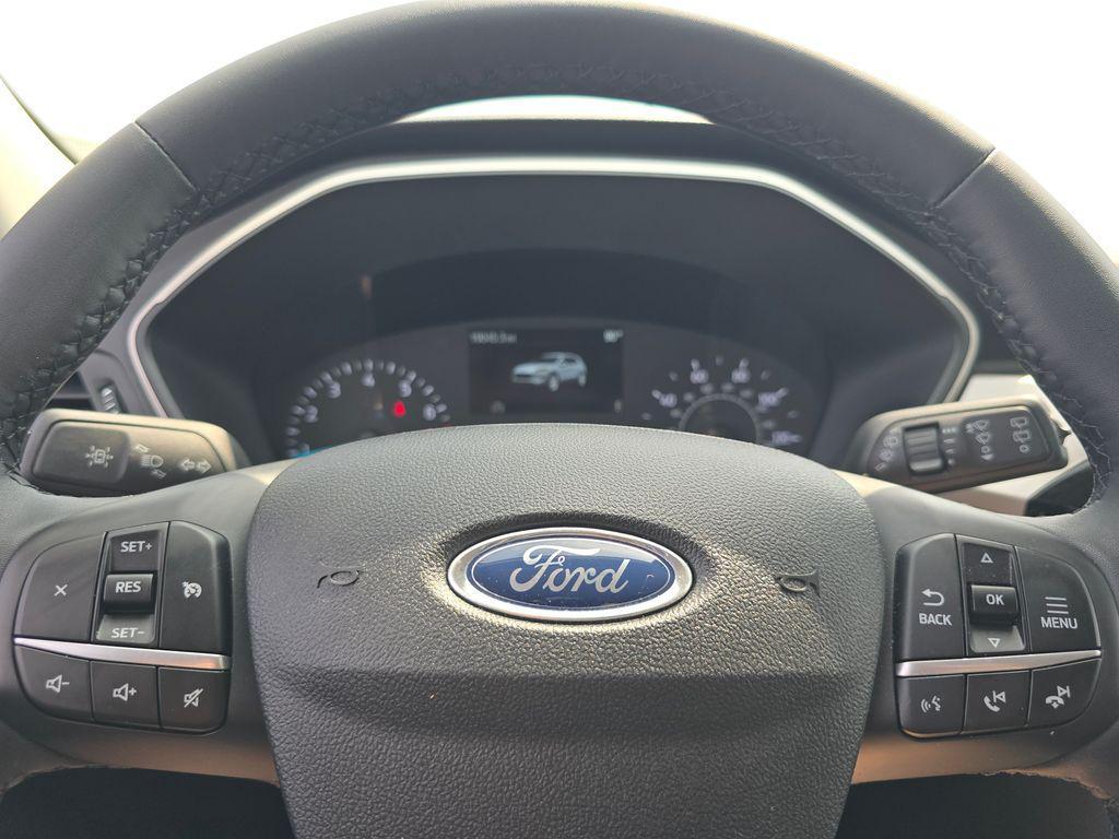 used 2022 Ford Escape car, priced at $22,172