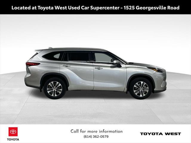 used 2021 Toyota Highlander car, priced at $35,513