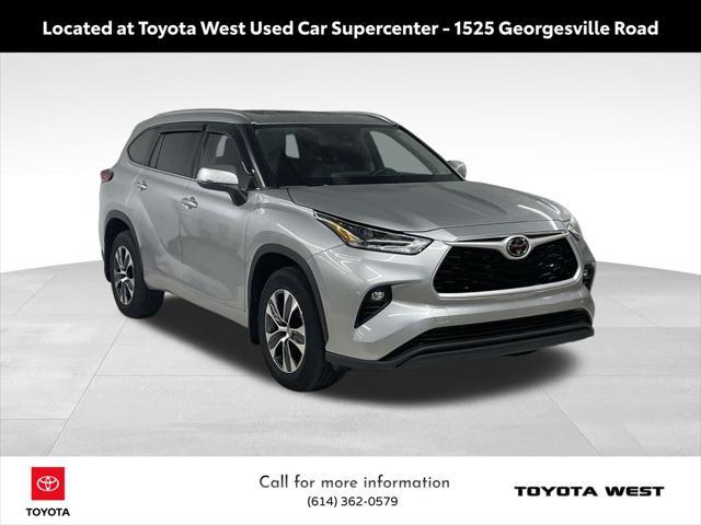 used 2021 Toyota Highlander car, priced at $35,513