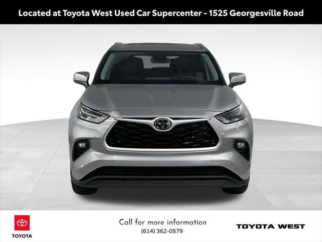 used 2021 Toyota Highlander car, priced at $35,513