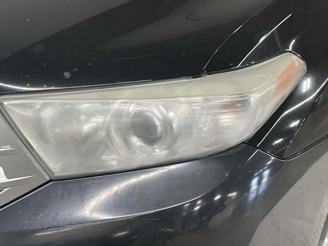 used 2013 Toyota Highlander car, priced at $10,895