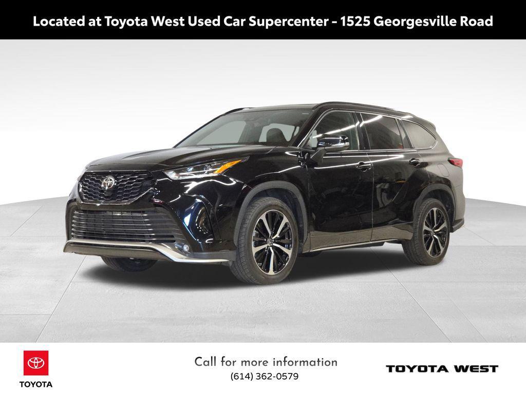 used 2021 Toyota Highlander car, priced at $32,895