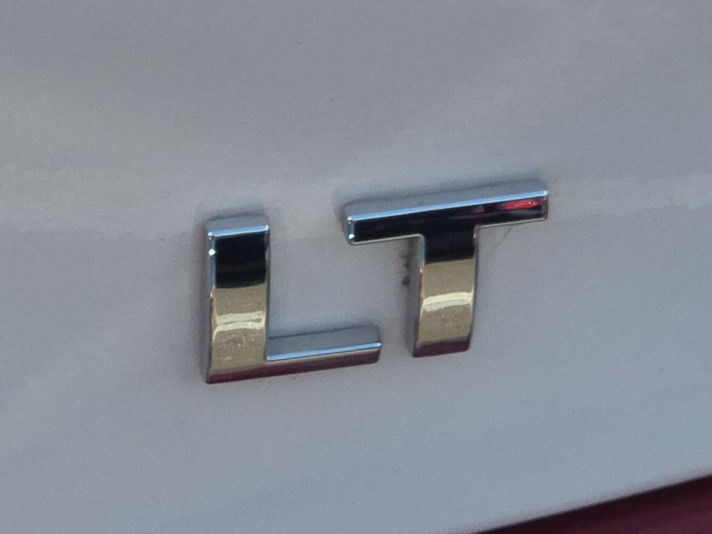 used 2020 Chevrolet Malibu car, priced at $12,989