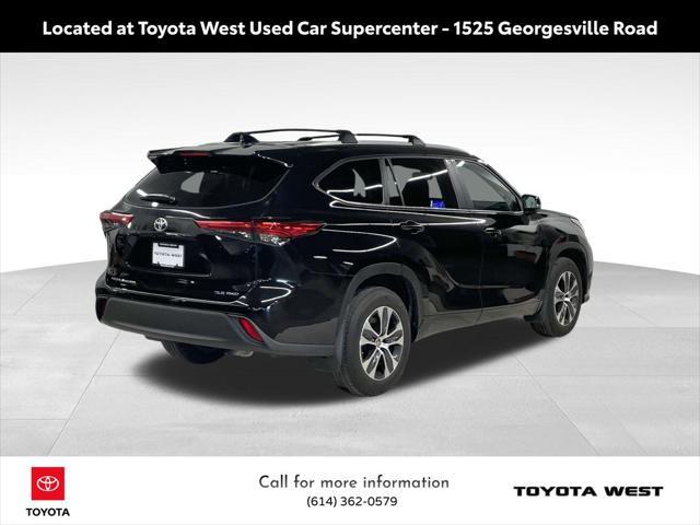 used 2023 Toyota Highlander car, priced at $41,349