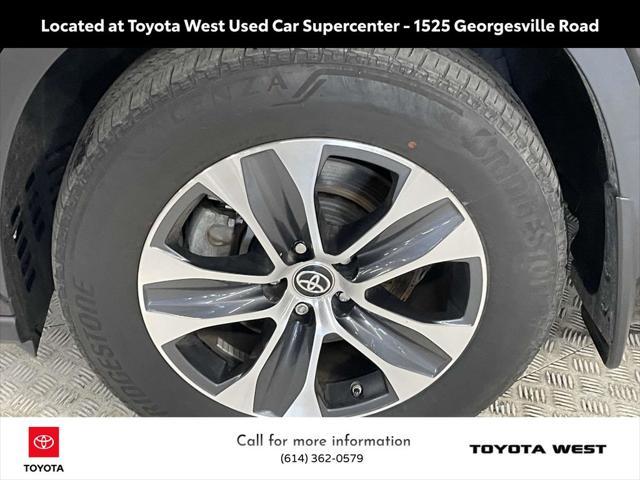 used 2023 Toyota Highlander car, priced at $41,349
