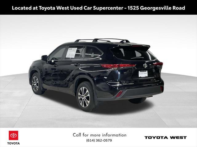 used 2023 Toyota Highlander car, priced at $41,349