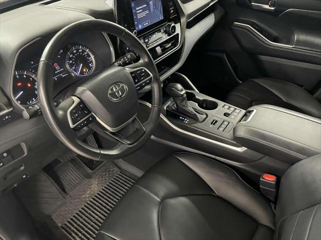 used 2023 Toyota Highlander car, priced at $41,349