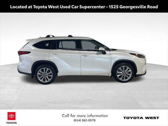 used 2020 Toyota Highlander car, priced at $32,477