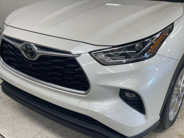 used 2020 Toyota Highlander car, priced at $32,477