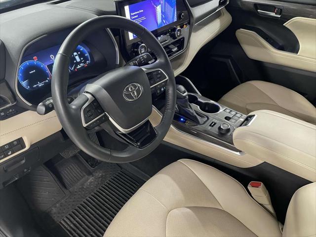 used 2024 Toyota Highlander car, priced at $46,995