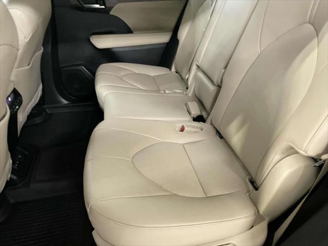 used 2024 Toyota Highlander car, priced at $46,995