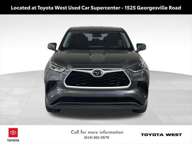 used 2021 Toyota Highlander car, priced at $28,795