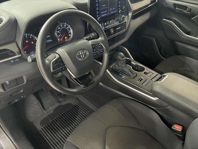 used 2021 Toyota Highlander car, priced at $28,795
