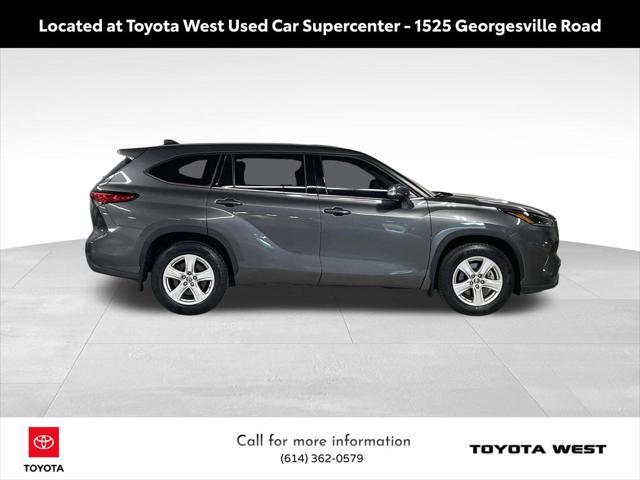 used 2021 Toyota Highlander car, priced at $28,795