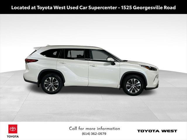 used 2021 Toyota Highlander car, priced at $33,713