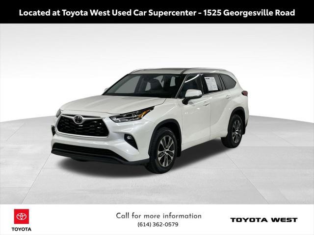 used 2021 Toyota Highlander car, priced at $33,713